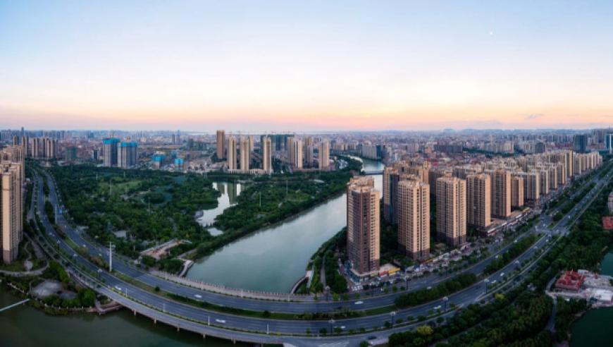 新奥彩2025开奖记录查询,女生回应在轻轨提醒甲亢哥,典故解疑_网红版V11.34